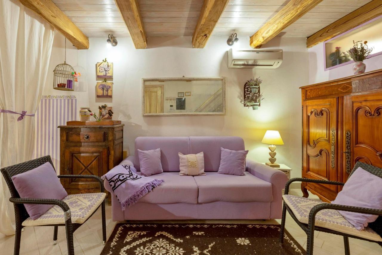 Amethyst Attic In Old Town By Sea Lägenhet Alghero Exteriör bild